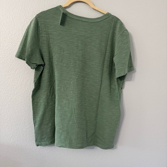 NWT Old Navy Everywear T-Shirt in White and Seafoam Green Size L - Picture 7 of 8